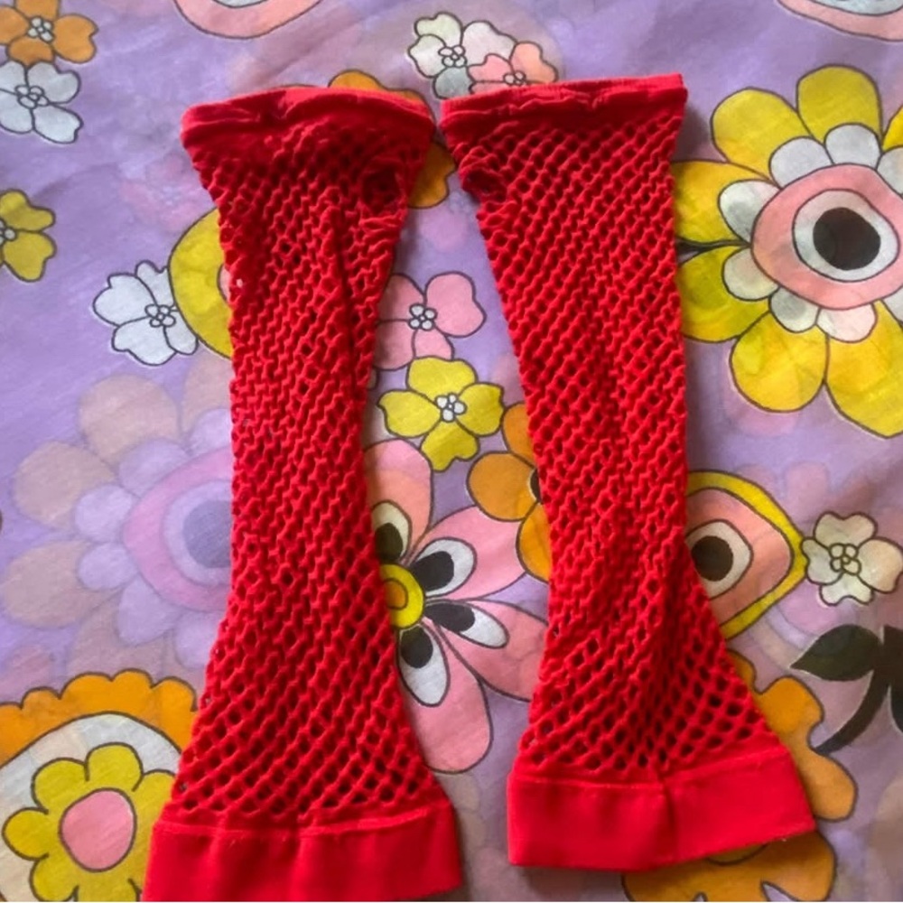 Brand new Vintage Red Fishnet Fingerless Gloves OSFA